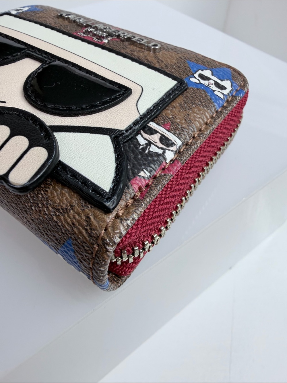 Karl Lagerfeld Paris ID Credit Card Holder Zip Around Closure Wallet Choupette - Picture 3 of 9
